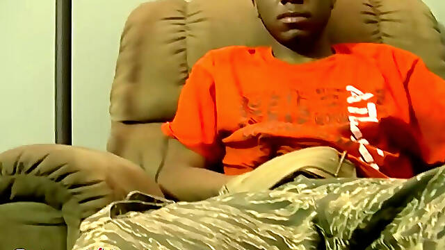 Young black thug DJ receives handjob from mature gay daddy