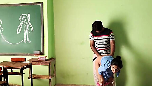 Tuition Par Gayi Ladki Ko Teacher Ne Choda Tg
