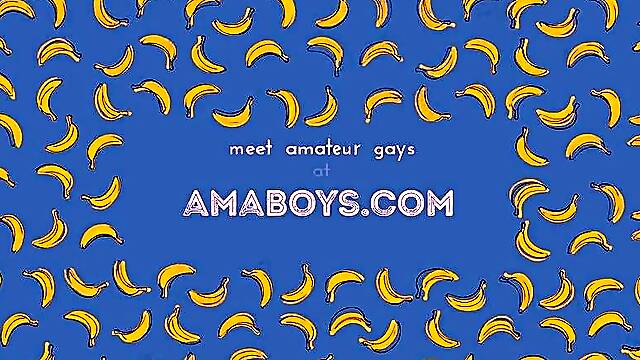 Asian Stud Fucks Chinese Hunk on Webcam