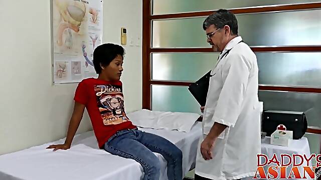 Raunchy Papa Mike has fun with sexy Asian boy