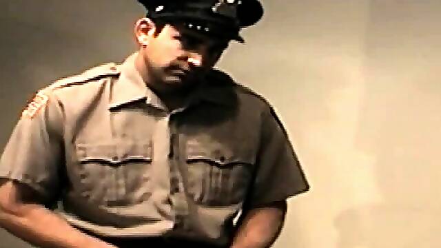 Police str8 guy sucked off by mature gay