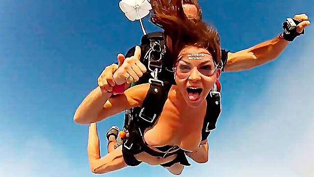 BADASS, Members Exclusive: Skydiving