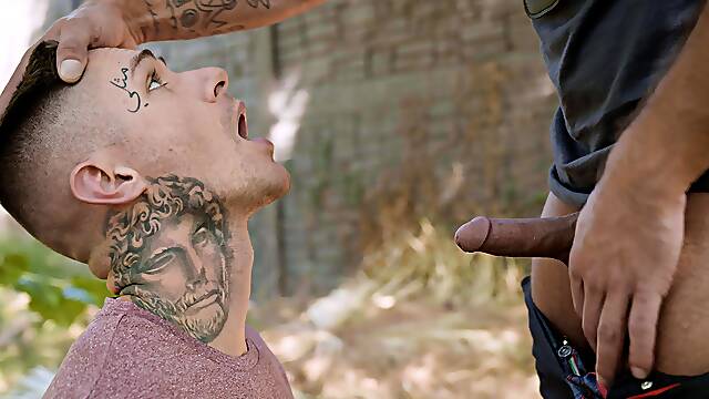 Tryp Bates and Zak Bishop outdoor anal domination
