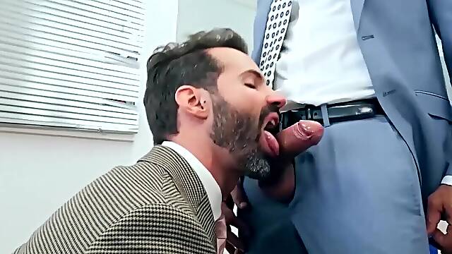 Bearded lad with a great ass fucked by his hung boss