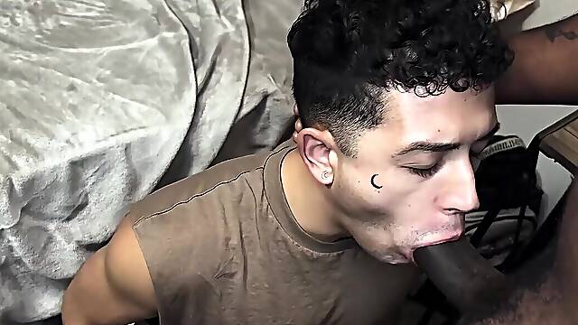 Alluring male gags when he sucks cock and fucks in the kinkiest rounds