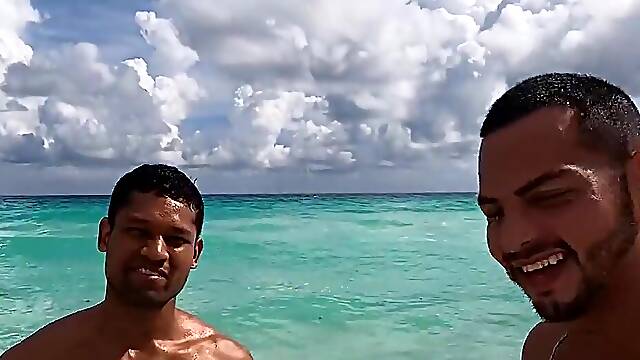The Cancun vacation is great for Antuan Ruma and Damian