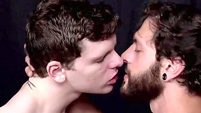 Tanned lad with an inked body getting a pale teen horny