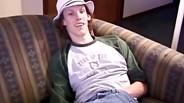 RJ Dildo Jacking, RJ Davis is a 21 year old Texas native, who wants to show the world what unique talents he has to offer. Naked on the couch, he starts to rub his cock and then makes use of a...