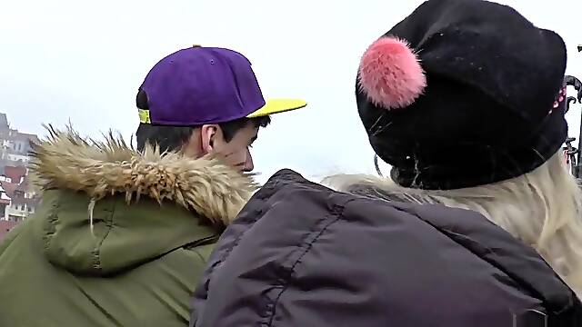 Muscle Worship in Prague - EastBoys