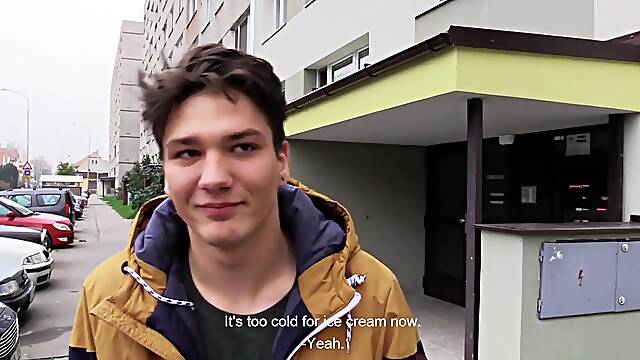 Czech Hunter 484 - BIGSTR