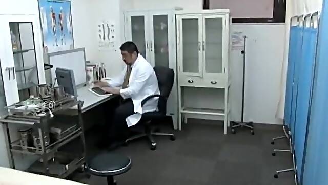 Nasty Bear Doctor (エロくまドクター)