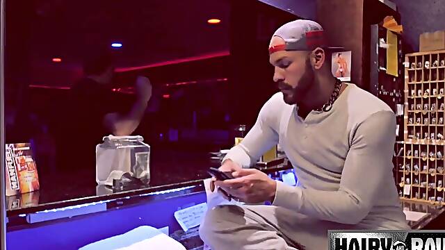 Parker Logan and Leo Forte - Watch Me If You Dare - HairyandRaw