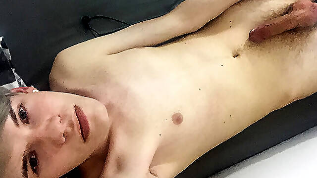His First Time Jerking On Cam - Sky Heet - TXXXMStudios