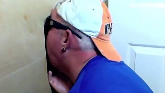 Regular Returns To Cum At The Gloryhole - GloryholeHookups