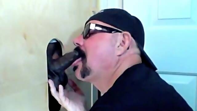 A Chocolate Visits The Gloryhole and Cums - GloryholeHookups