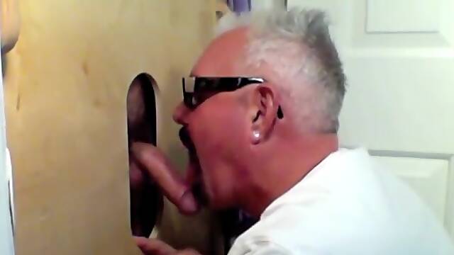 Gloryhole Return Visitor Loves The Blowjob