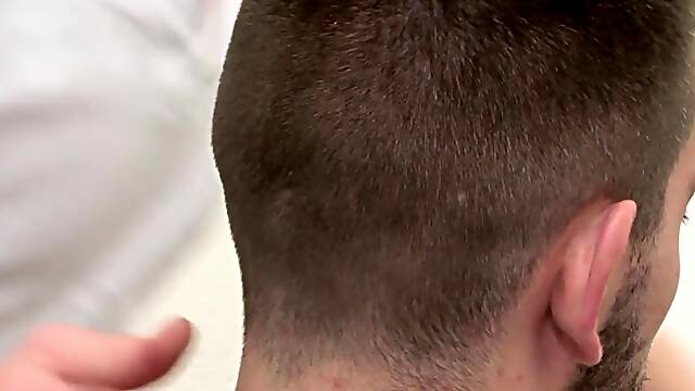 Athletic jock hairdresser pounded by stud