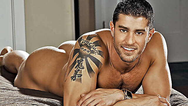 Cody Cummings in Sexy one-on-one photo shoot session ! XXX Video