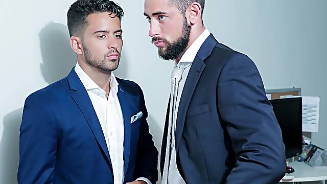 White Lie, Editors Cut - MENatPLAY