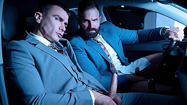 Executive Pick Up - MENatPLAY