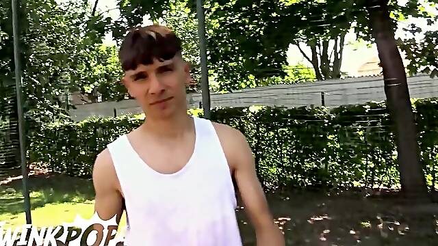 In Well-hung teen 18+ Fulfilled Strangers For A Big Pile Of Cash - Des Ires