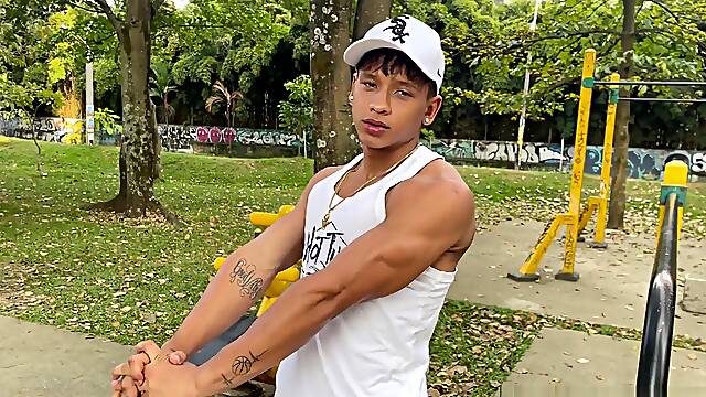 Damond Brown - First photo shoot - Casting - EastBoys
