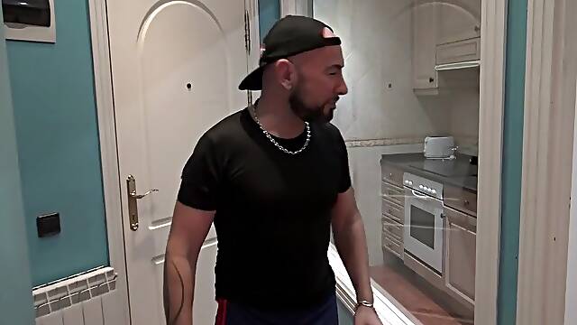 Jess Royan Fucked Barebakc By Izna Loren In Madrid - HumliationAndSpanking
