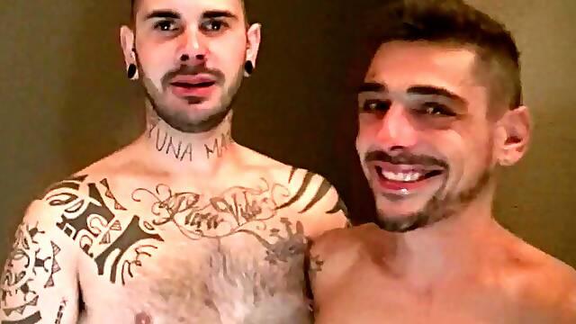 French twink Nick Spears fucked by Aday Traun - CrunchBoy
