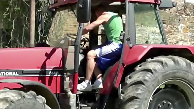 Straight fucked by the french pornstar Brice Farmer - CrunchBoy