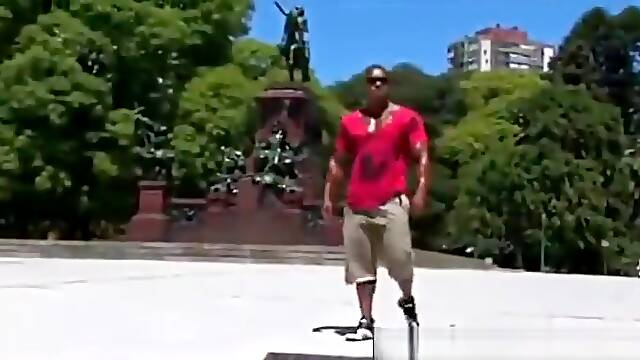 Black Adonis cum and shower! Hot, very hot!