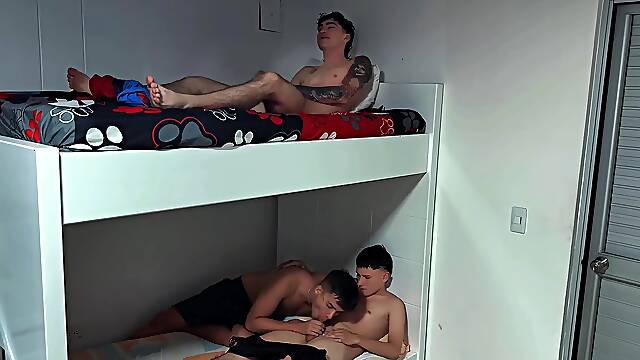 My Roommate Discovers Me When My Best Friend Fucks Me And Ends Up Masturbating