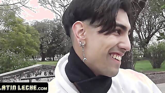 Latin Leche - Lucky Stud Meets Cute Skater Boy And Makes Him Suck His Hard Cock