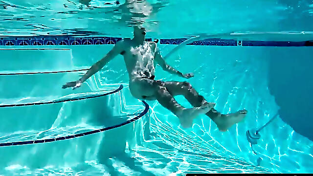 Hot pool swimming and cock wanking with slim twink