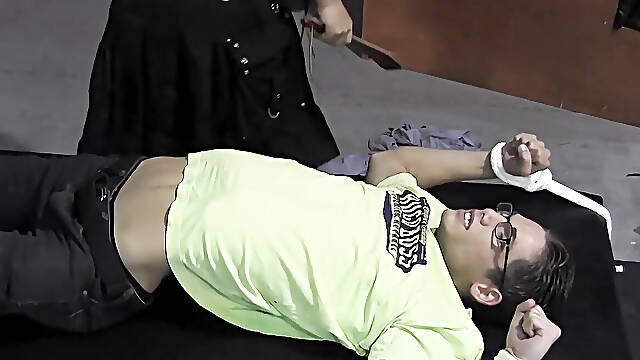 Vin Is Surprised With The Twinks Pain Tolerance