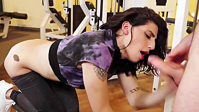 Marcus mcneil offering to give cute femboy jake wild ad