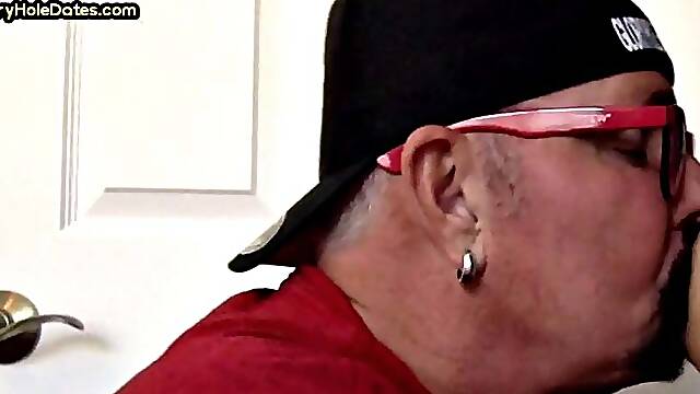 Homemade DILF sucks gloryhole pecker in closeup