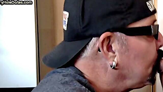 Greedy gloryhole sucker blows in homemade closeup