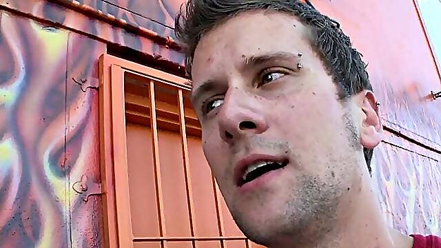 Real straight guy gets gloryhole BJ before cumming in mouth