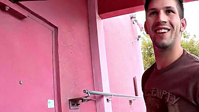 Tricking straight at the gloryhole