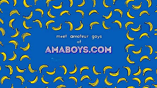 Asian Twinks Fucking Outdoors in Sun Glasses