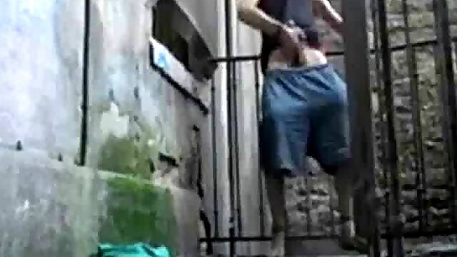 Homeless Big-Cock Amateur Masturbating