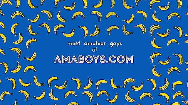 Bareback Amateur Asian Boys in Steamy Threesome