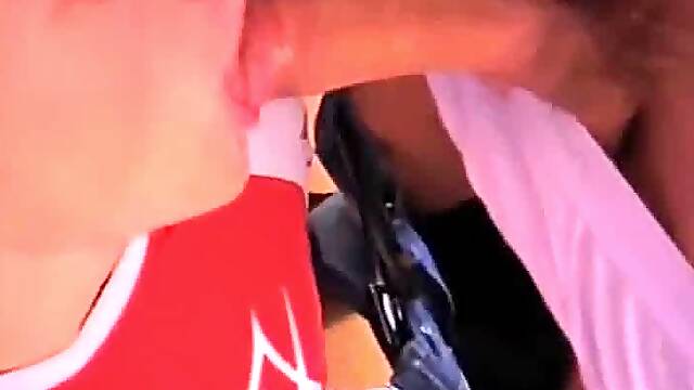 Sperm Dump Bukkake for Amateur Cock Sucker
