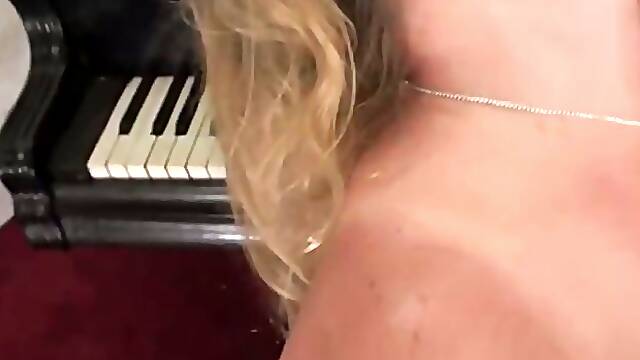 Gorgeous Teen Babe Having Sex With A Sexy Mature Lady