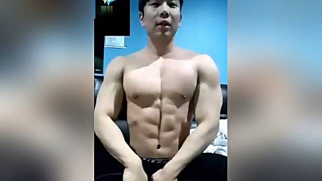 Korean bodybuilder jerking off 2