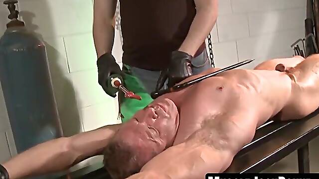 Watch Derek Pain moan in pleasure while getting her nipples teased in hot musclejockbound action