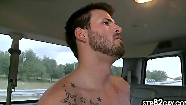 Straight baited stud agrees to fuck gay guy