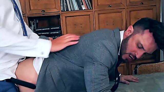 Pervert photographer Leo Rosso shoots his picture perfect cock into Kike Gil