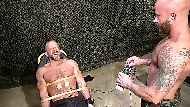 DaddysBondageBoys: Dirk Caber And Drake Jaden Electro Torment Soldier Interrogation With Rope And Wand