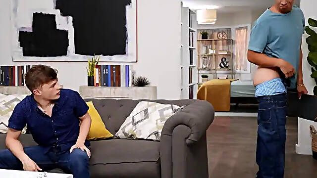 Men: Roommate Frenzy Over A Game